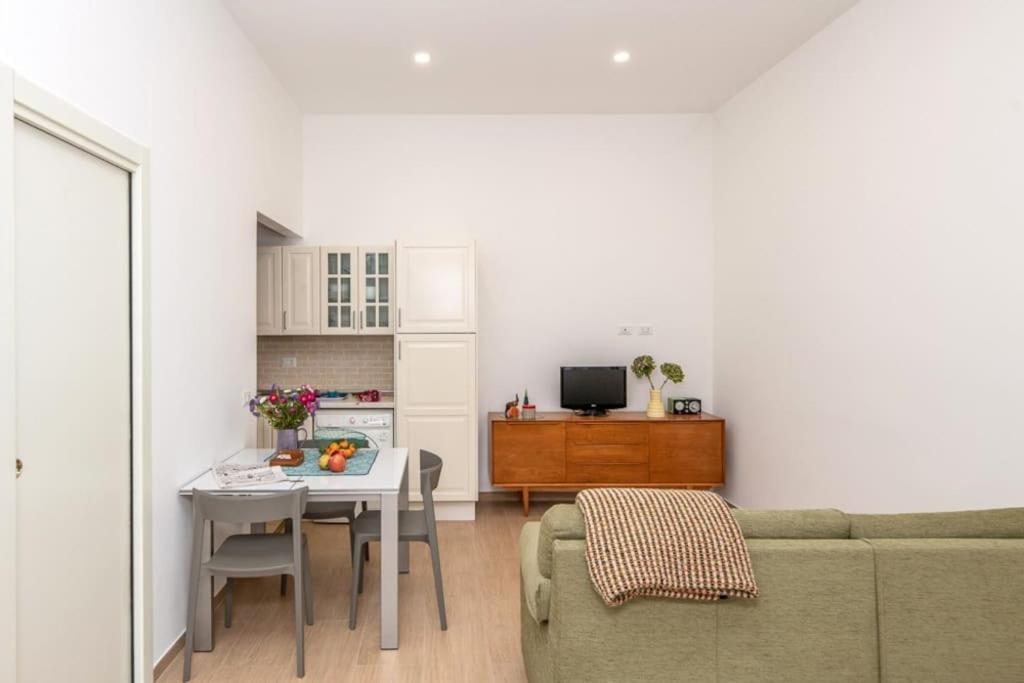 Liberty House, In Stile Retro! Apartment Milano Ngoại thất bức ảnh
